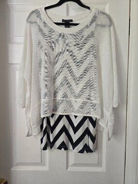 Grace Elements Women’s Medium White Sheer Knit Layered Chevron Tunic Top NWOT